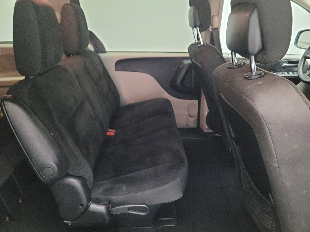 Used 2018 Dodge Grand Caravan SE image 19