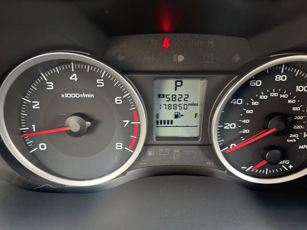 Used 2014 Subaru Crosstrek 2.0i Premium image 32