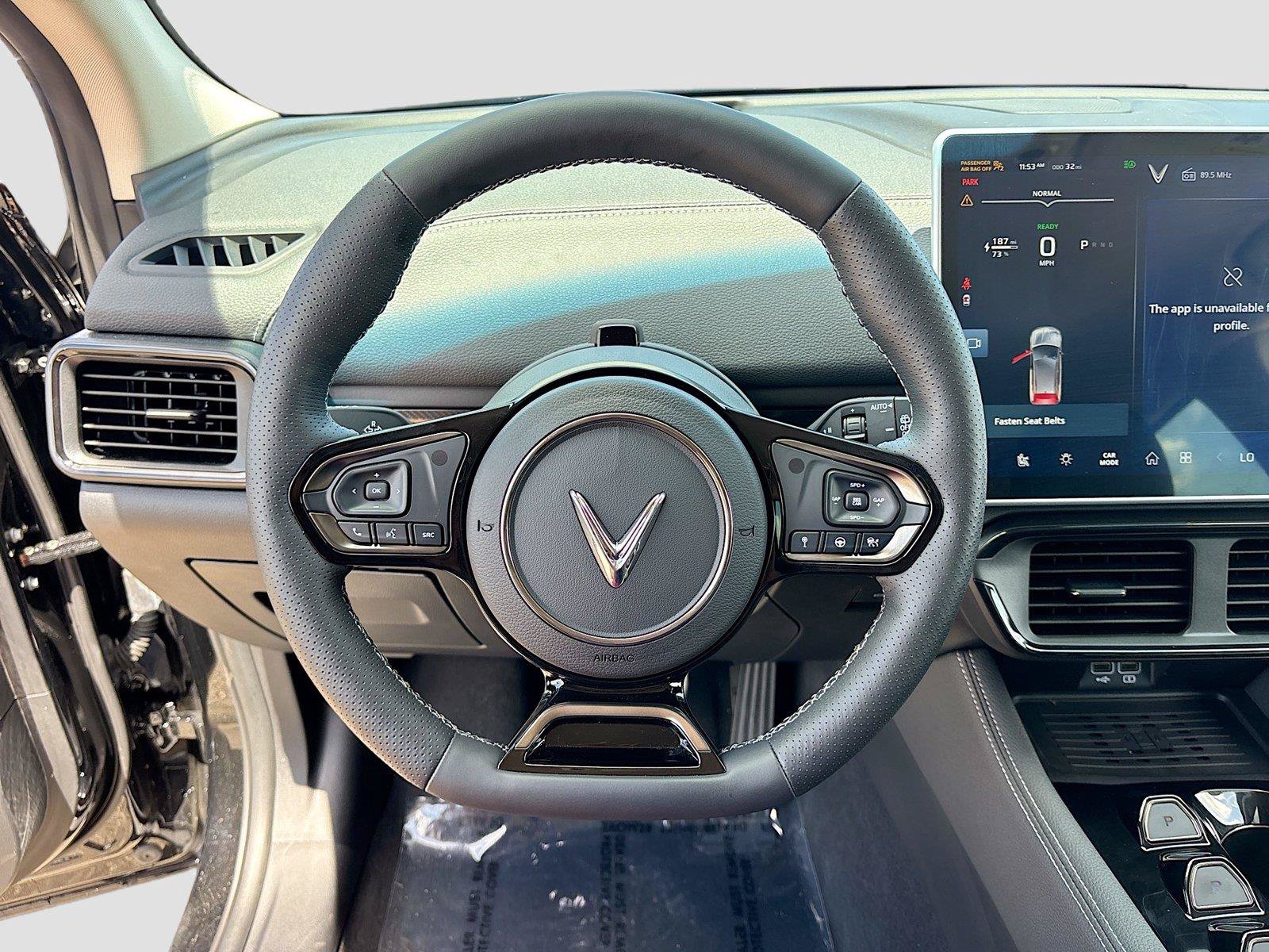 New 2025 VinFast VF 8 Eco AWD/4WD image 11