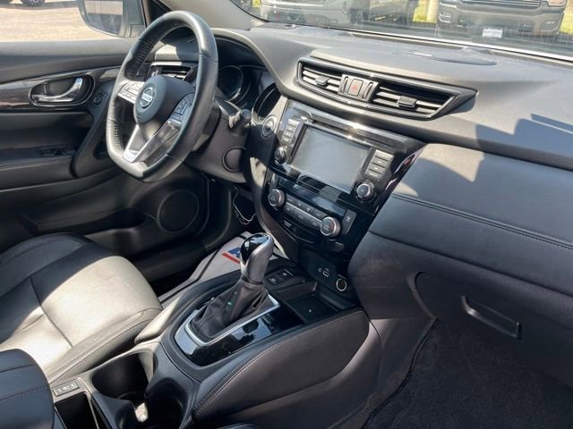 Used 2019 Nissan Rogue SL w/ Premium Package AWD/4WD image 26