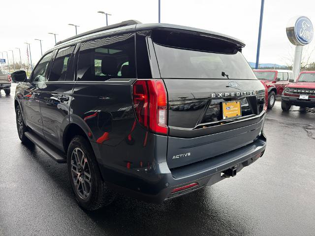 Certified 2025 Ford Expedition Active image 16