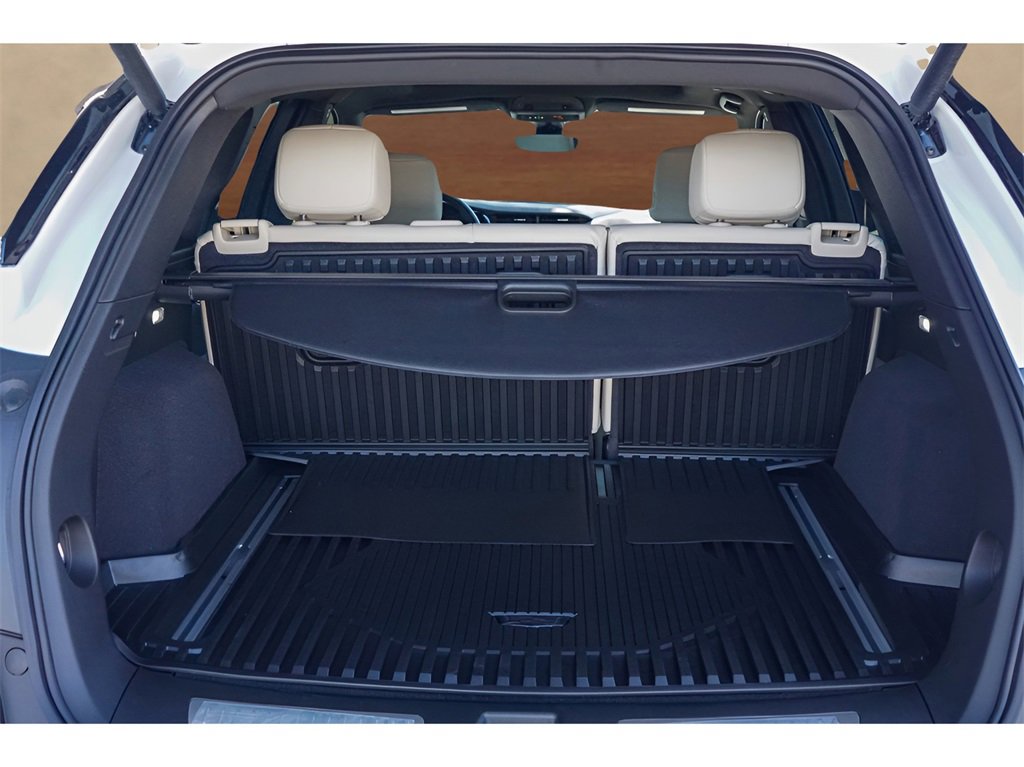 New 2026 Cadillac XT5 Sportv w/ LPO, Floor Liner Package image 29
