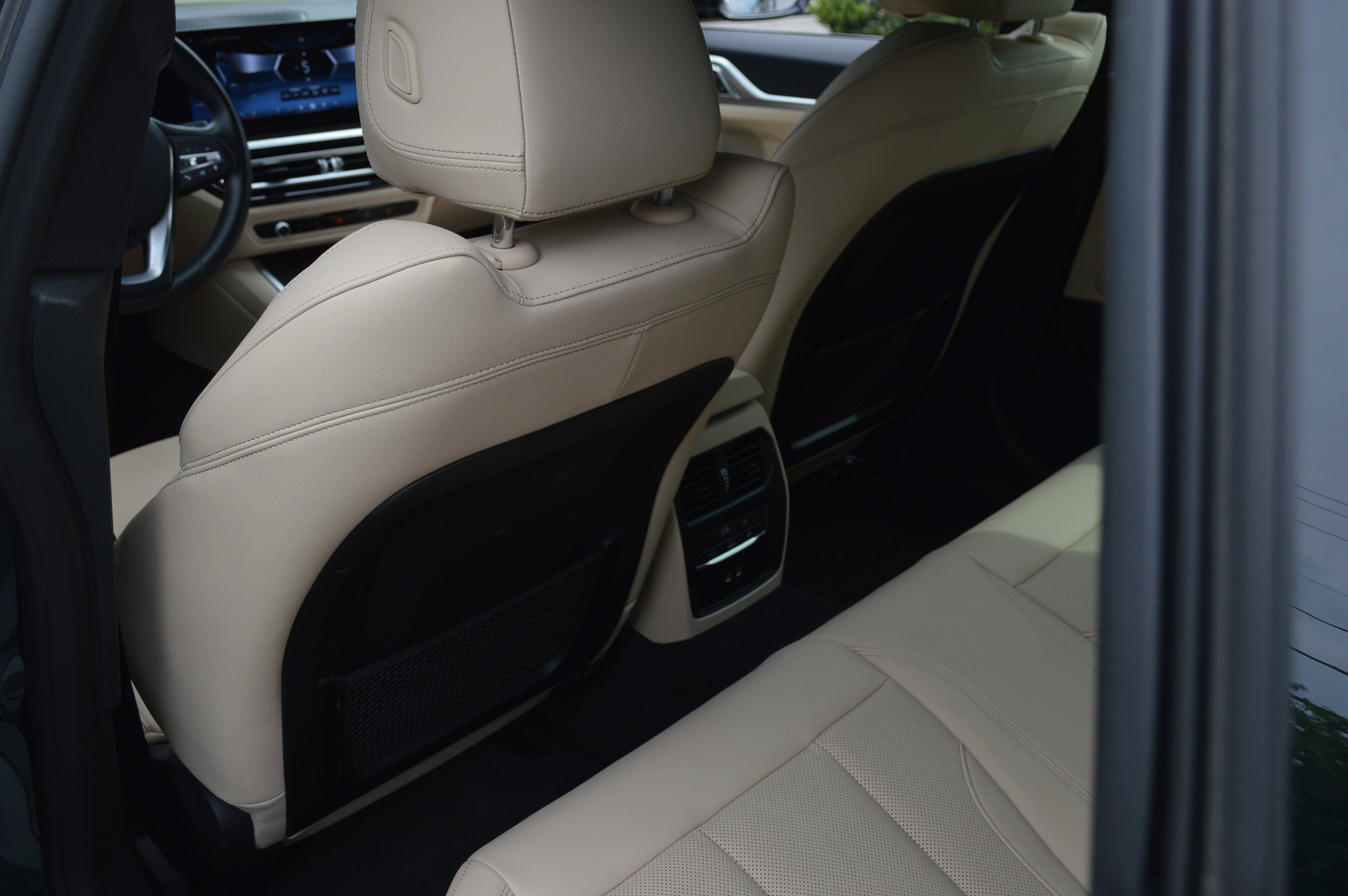 Certified 2024 BMW i4 eDrive35 w/ Convenience Package RWD image 29