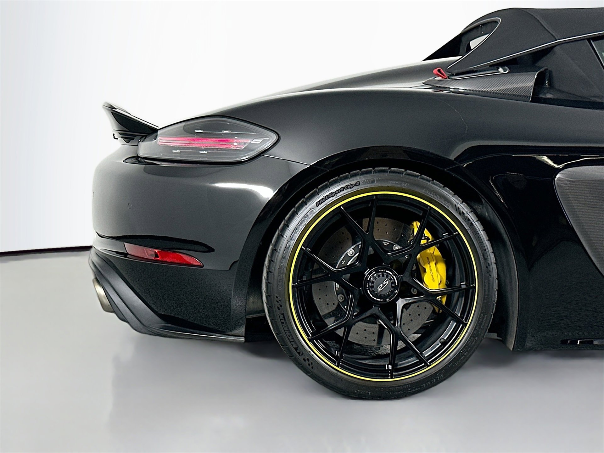 Certified 2025 Porsche 718 Boxster Spyder RS image 13
