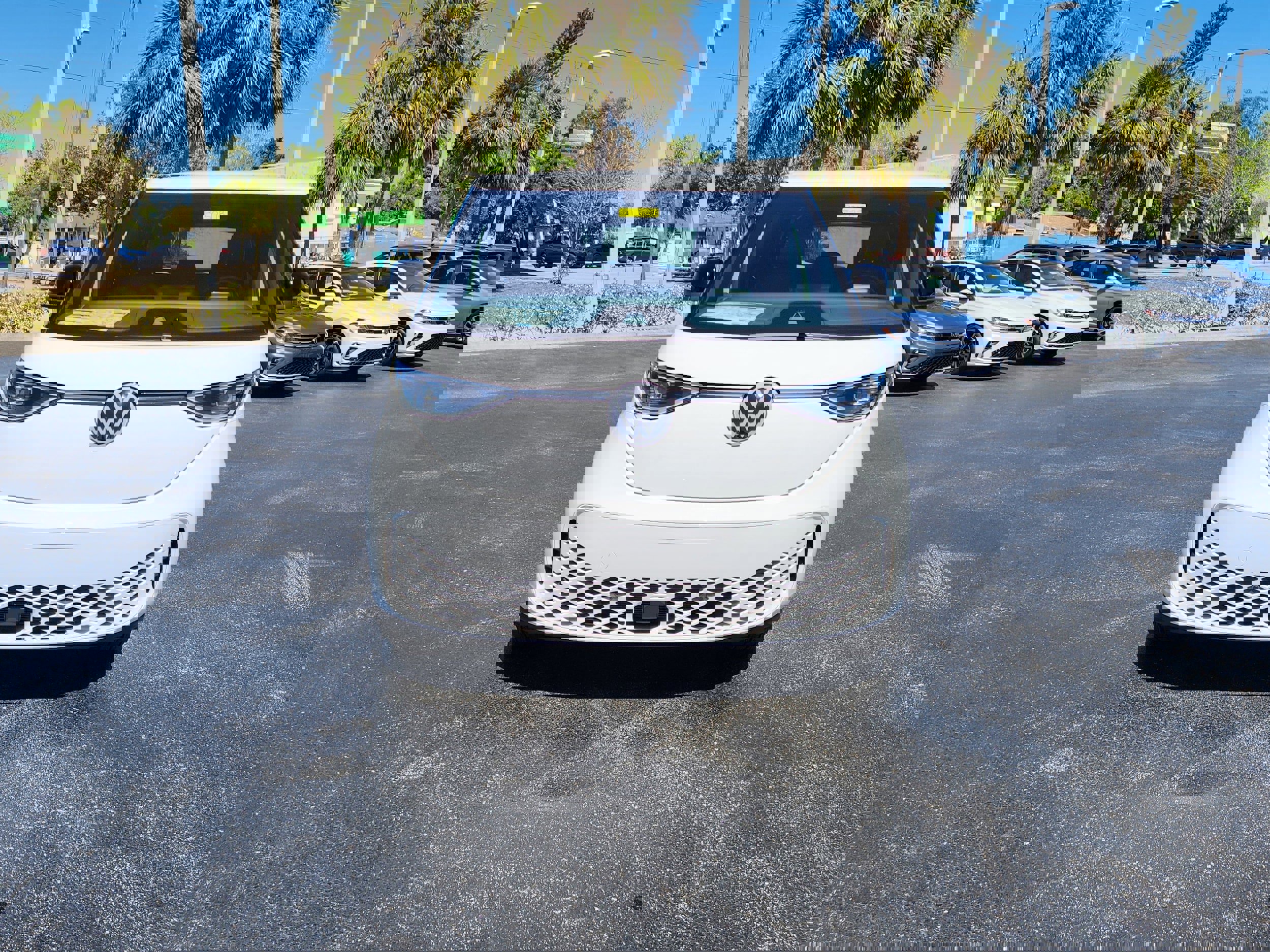 New 2025 Volkswagen ID. Buzz Pro S image 2