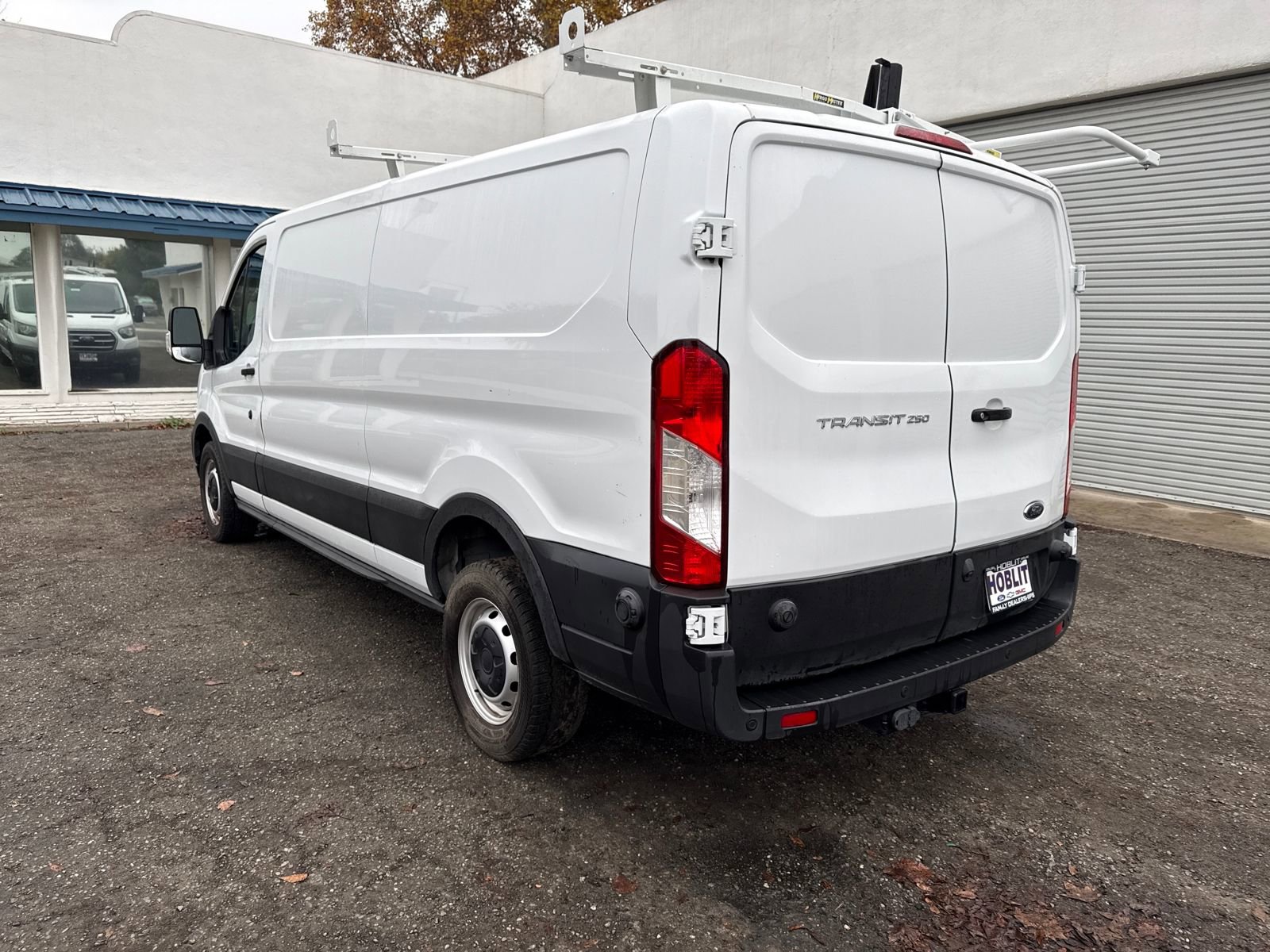 Used 2020 Ford Transit 250 Low Roof image 3