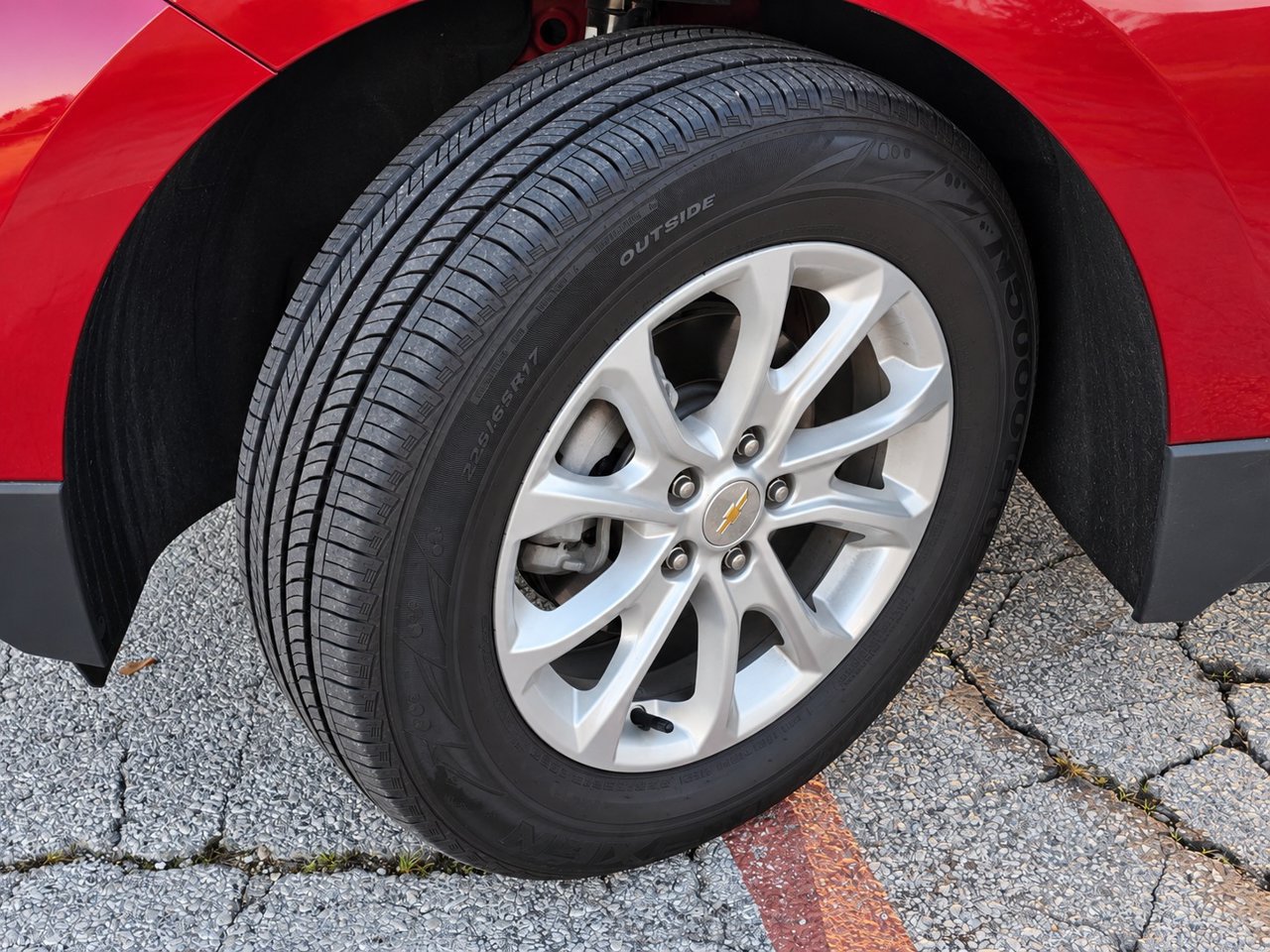 Certified 2020 Chevrolet Equinox LT FWD image 12