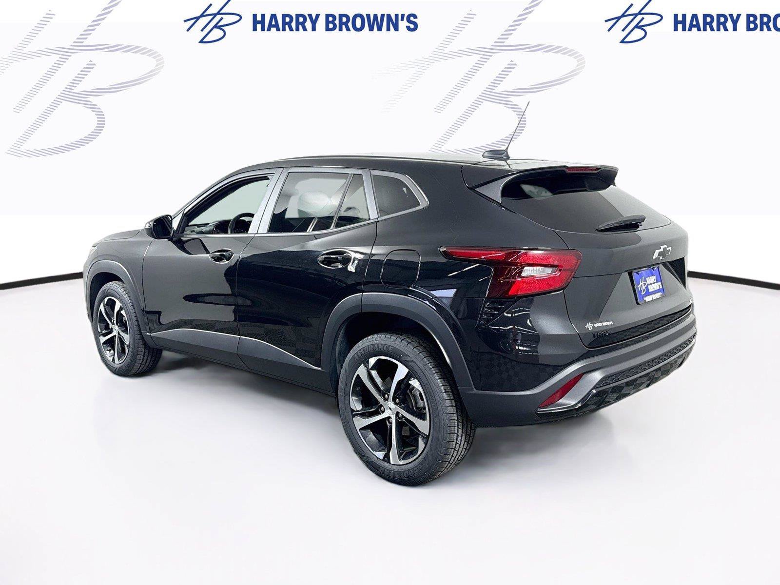 Used 2024 Chevrolet Trax RS w/ Driver Confidence Package FWD image 27