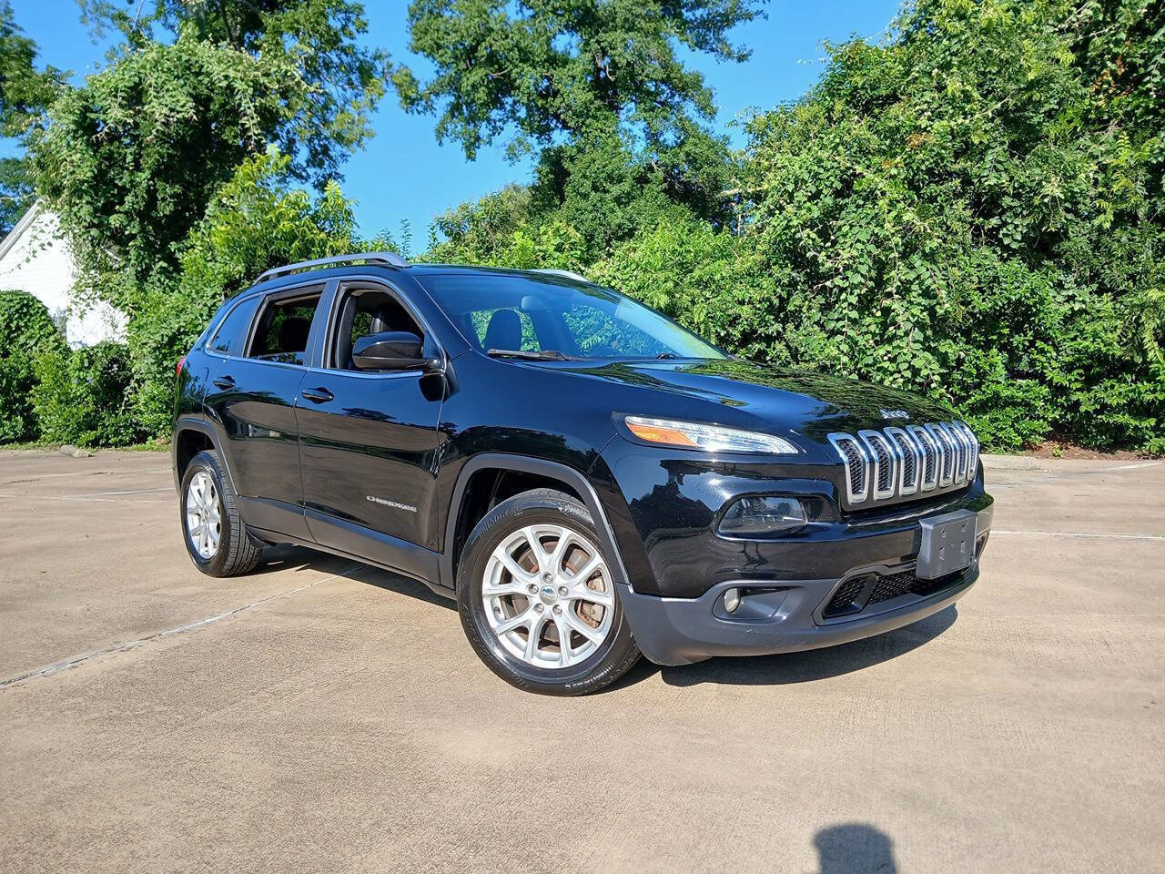 Used 2018 Jeep Cherokee Latitude Plus