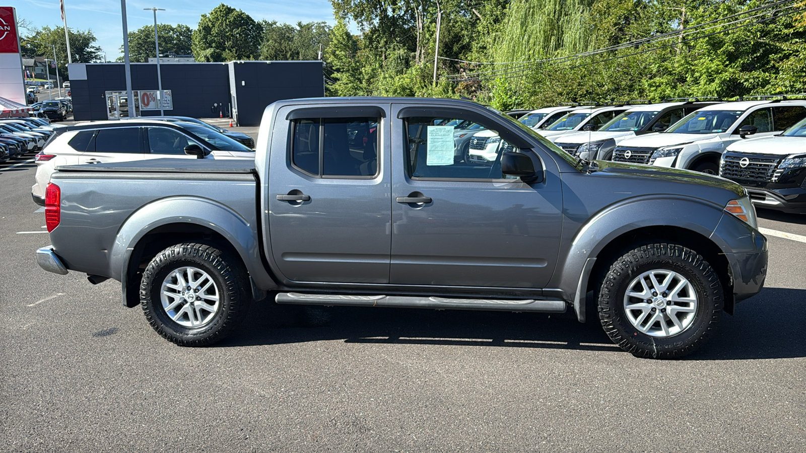 Used 2016 Nissan Frontier SV w/ SV Value Truck Package AWD/4WD image 24