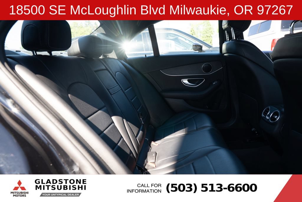 Used 2019 Mercedes-Benz C 300 Sedan image 23