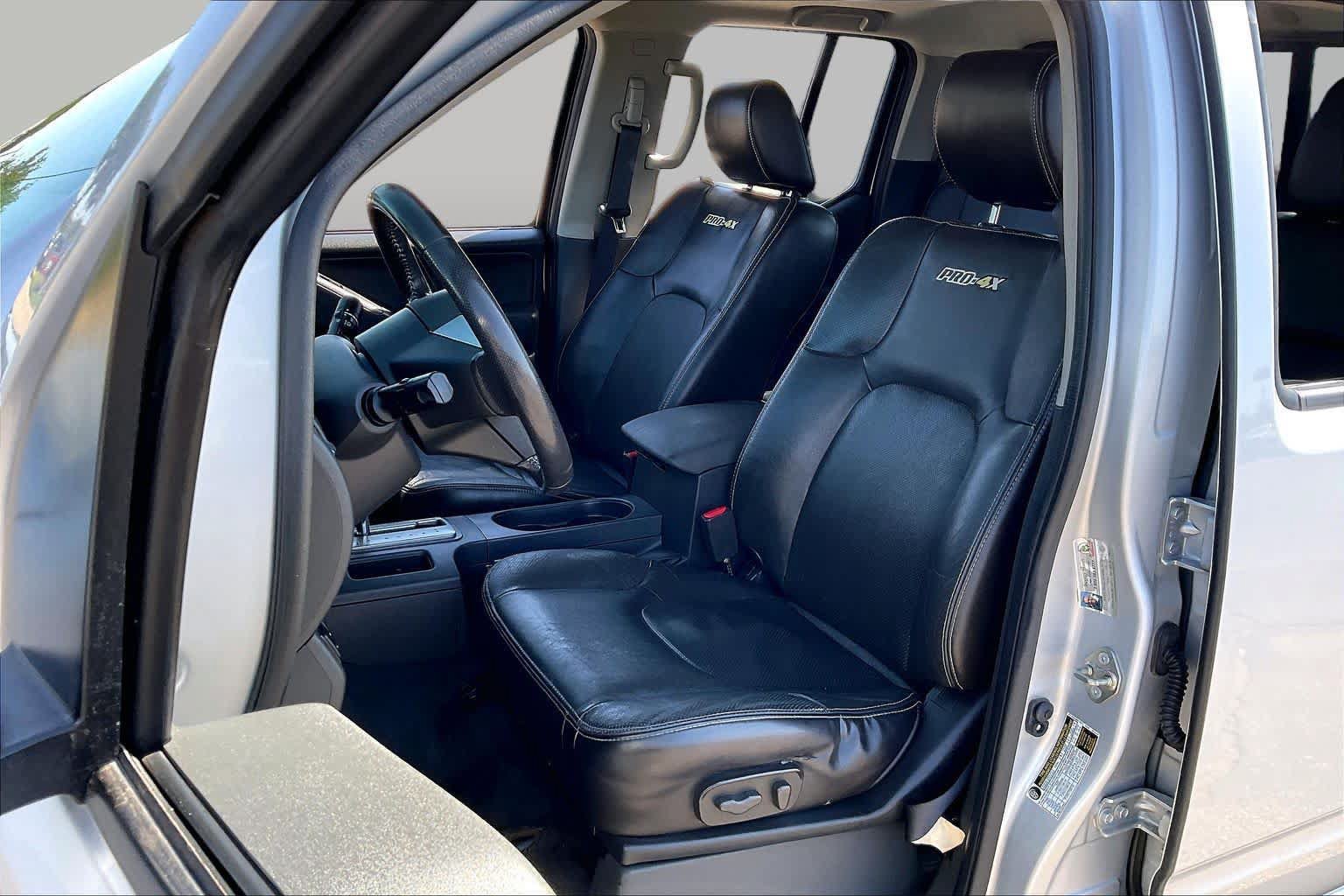 Used 2019 Nissan Frontier PRO-4X w/ Pro-4x Luxury Package AWD/4WD image 8