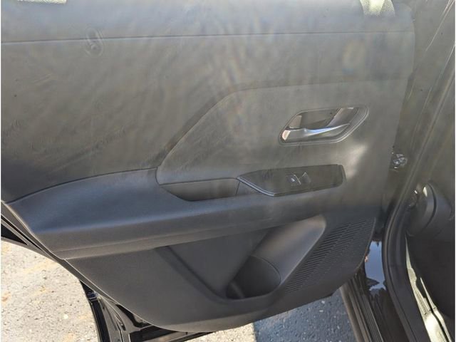 New 2026 Nissan Kicks SR image 12