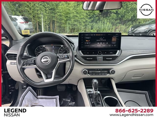 Used 2023 Nissan Altima 2.5 SL FWD image 13