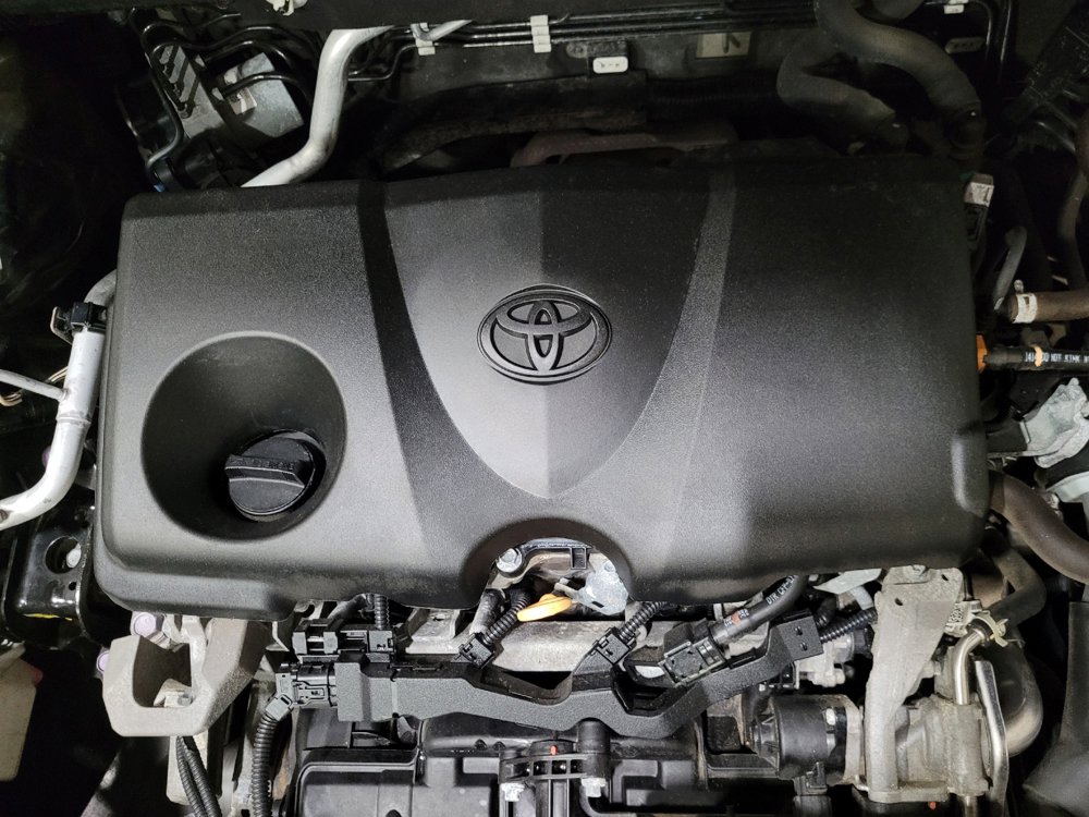 Used 2021 Toyota RAV4 XLE AWD/4WD image 30