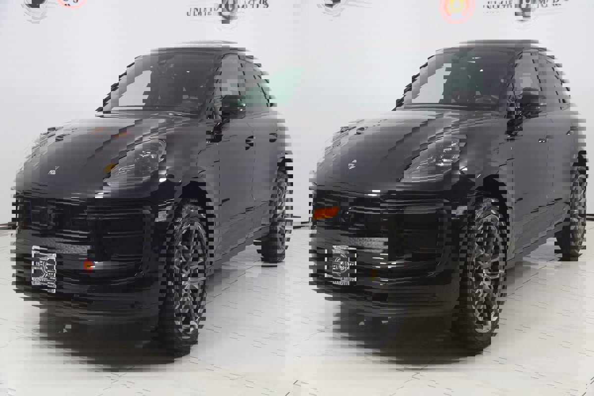 Used 2025 Porsche Macan image 5