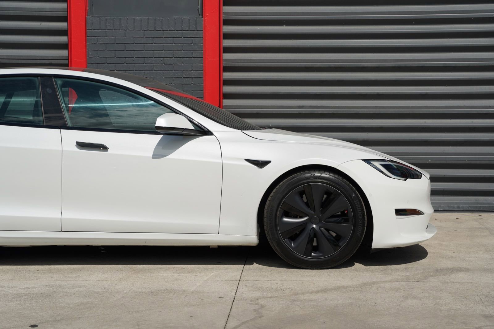 Used 2022 Tesla Model S AWD/4WD image 5