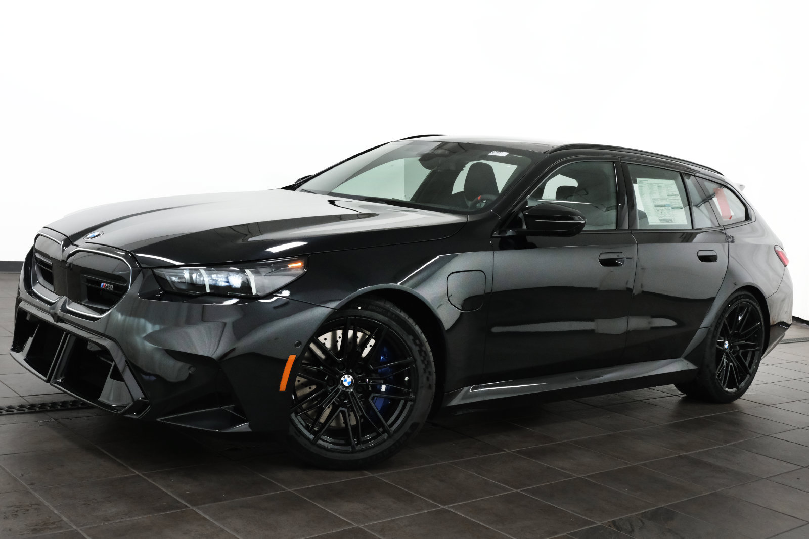 New 2027 BMW M5 Touring