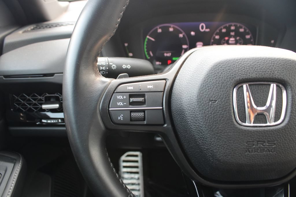 Used 2023 Honda Accord Sport image 16