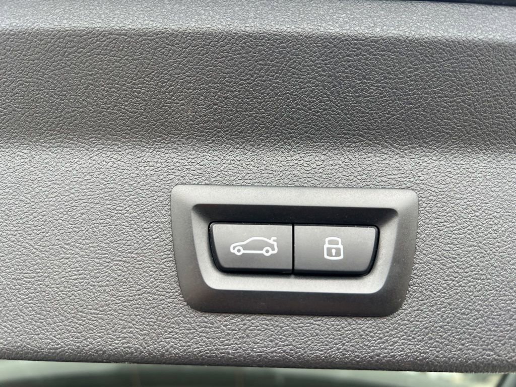 Used 2024 BMW X3 xDrive30i image 8