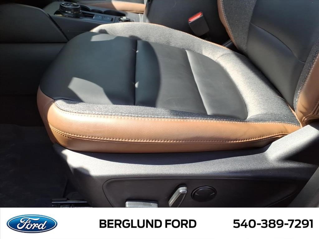Used 2024 Ford Bronco Sport Outer Banks w/ Tech Package image 17