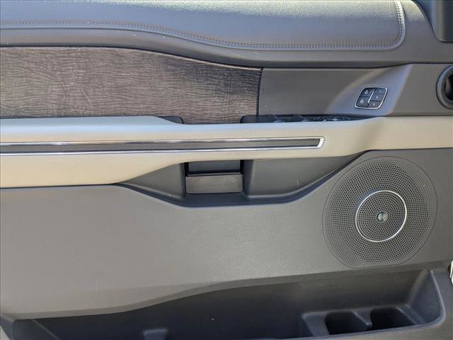 Used 2019 Ford Expedition Limited w/ Special Edition Package image 10