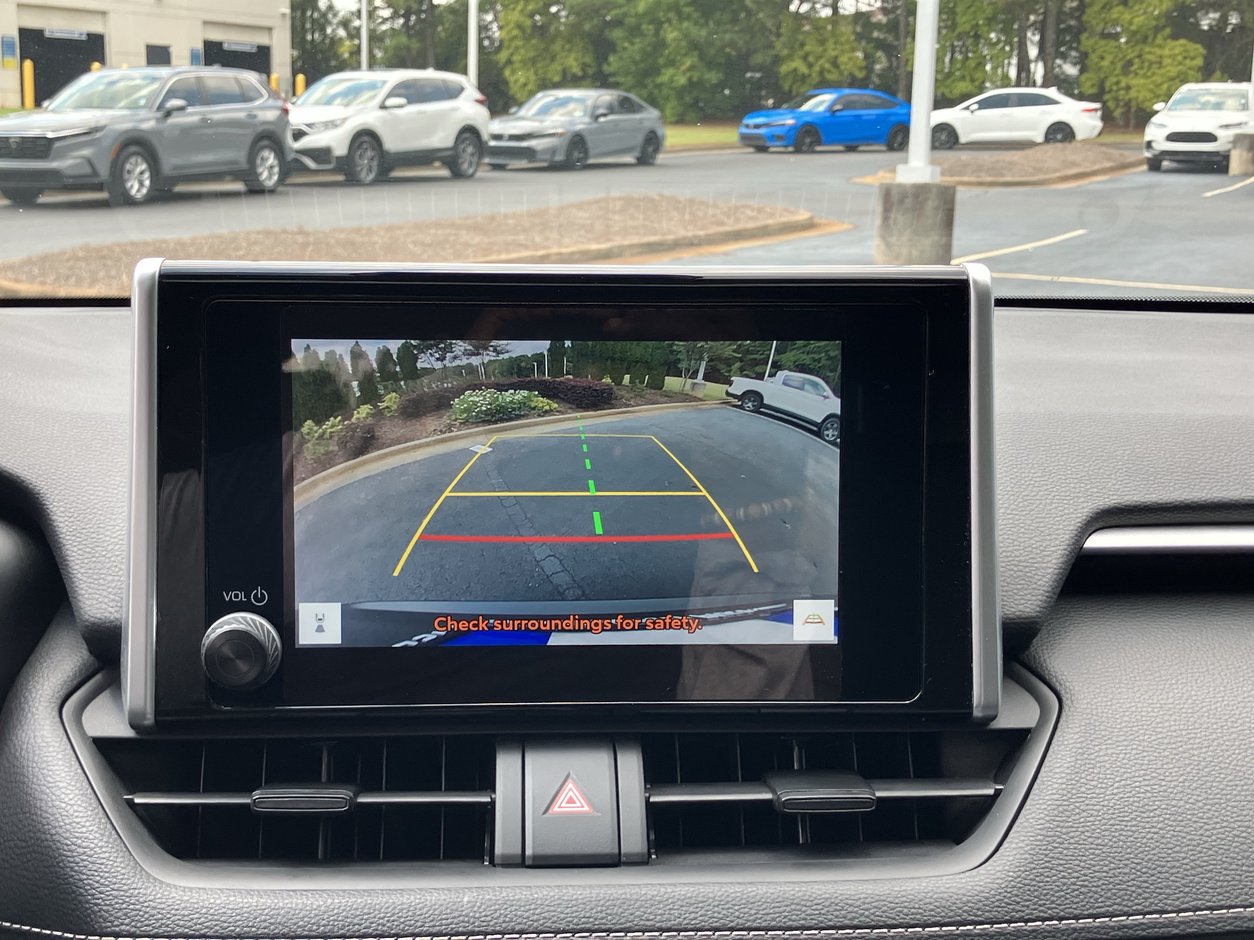 Used 2023 Toyota RAV4 XLE w/ Convenience Package FWD image 27