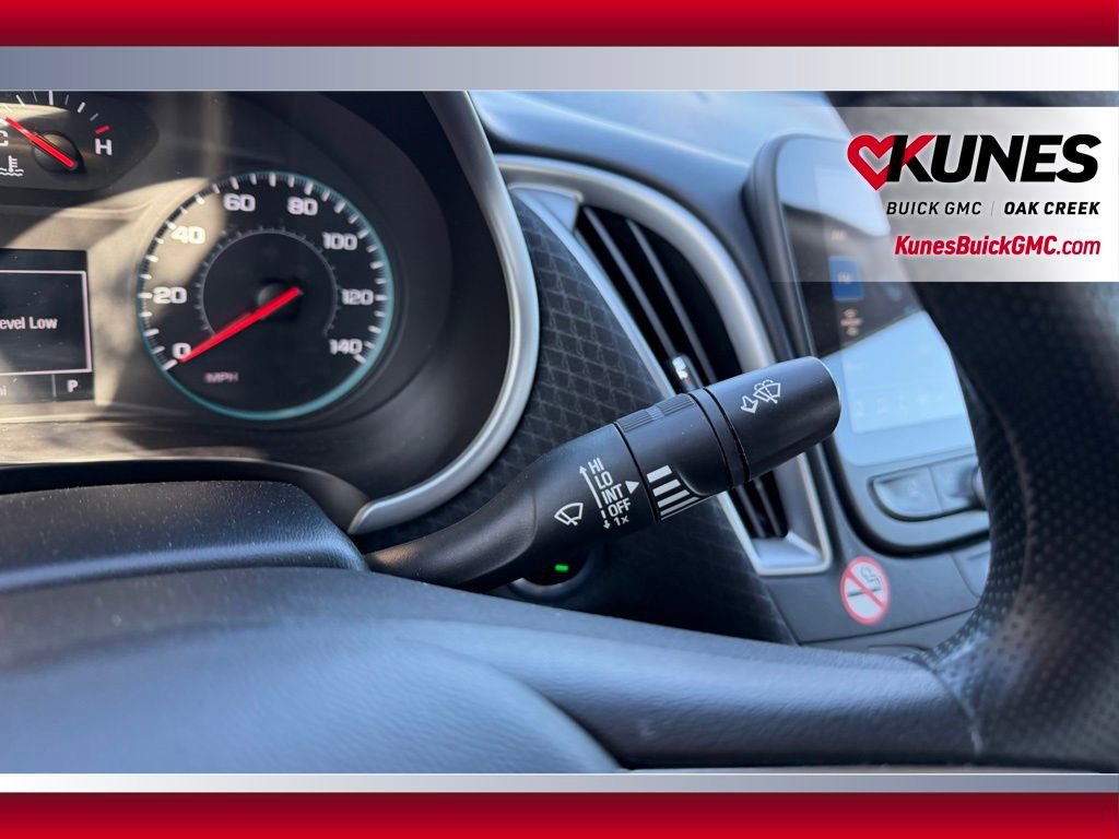 Used 2025 Chevrolet Malibu LT image 14