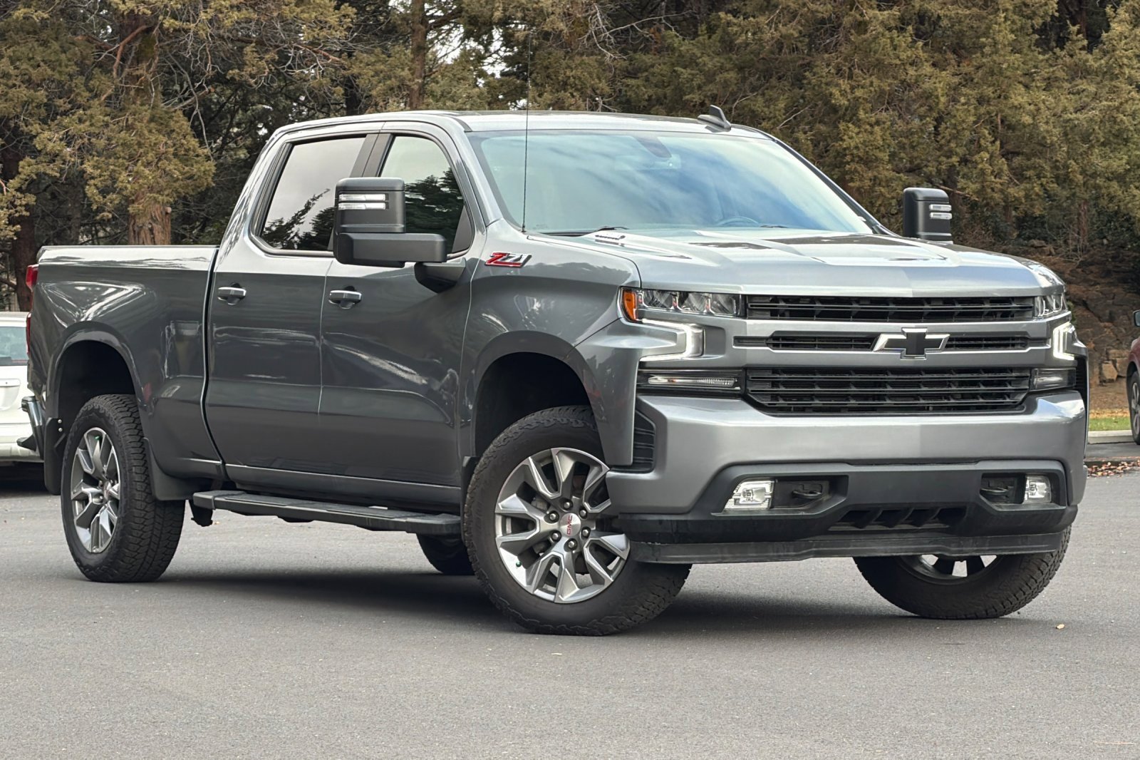 Used 2022 Chevrolet Silverado 1500 RST image 2