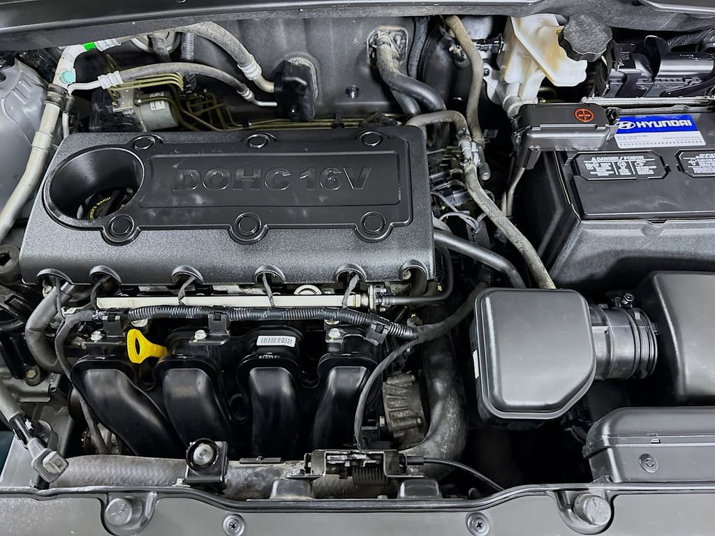 Used 2013 Hyundai Tucson GLS image 30