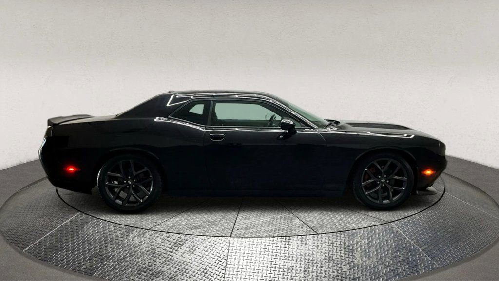 Used 2021 Dodge Challenger GT w/ Blacktop Package image 8