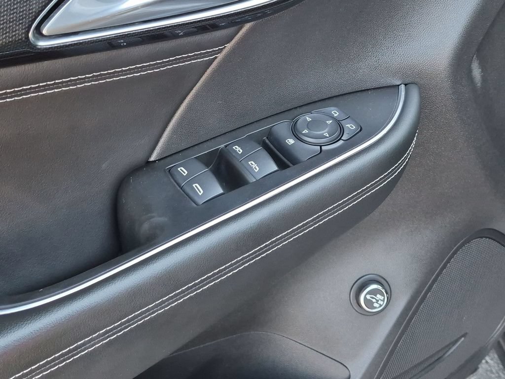 Used 2021 Buick Envision Preferred AWD/4WD image 13