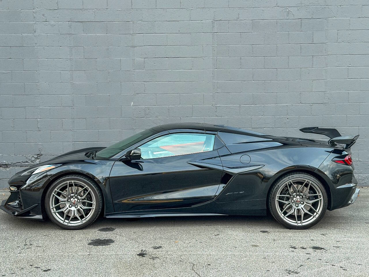 Used 2025 Chevrolet Corvette Z06 image 10