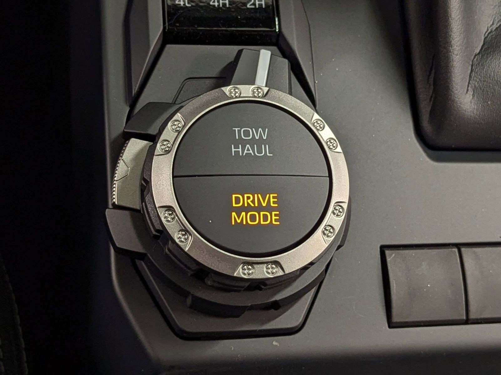 New 2025 Toyota Tacoma SR image 30