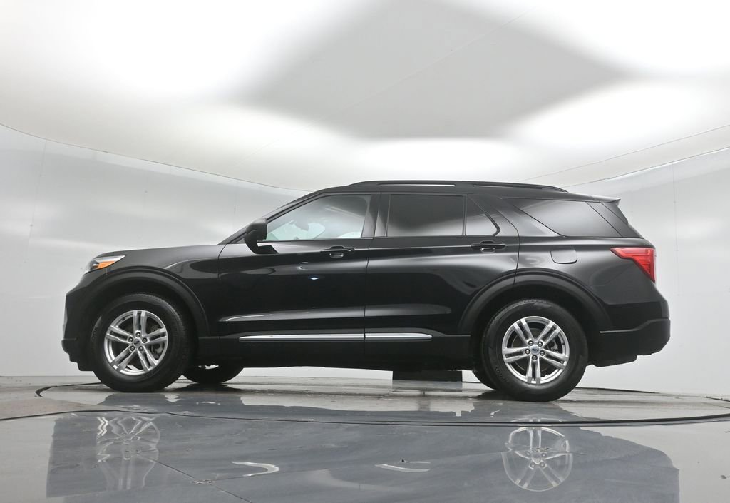 Certified 2022 Ford Explorer XLT image 8