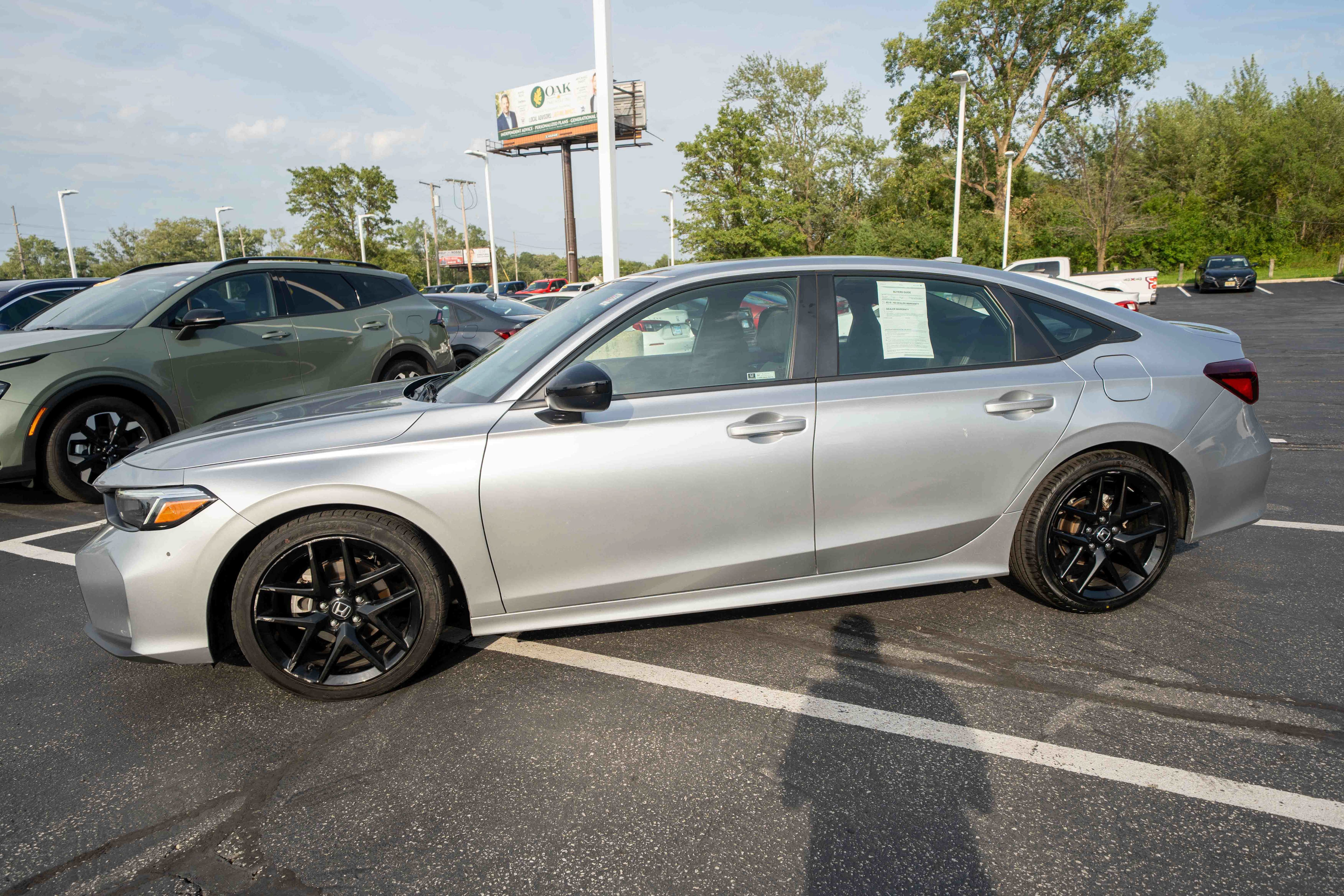 Used 2025 Honda Civic Sport image 3