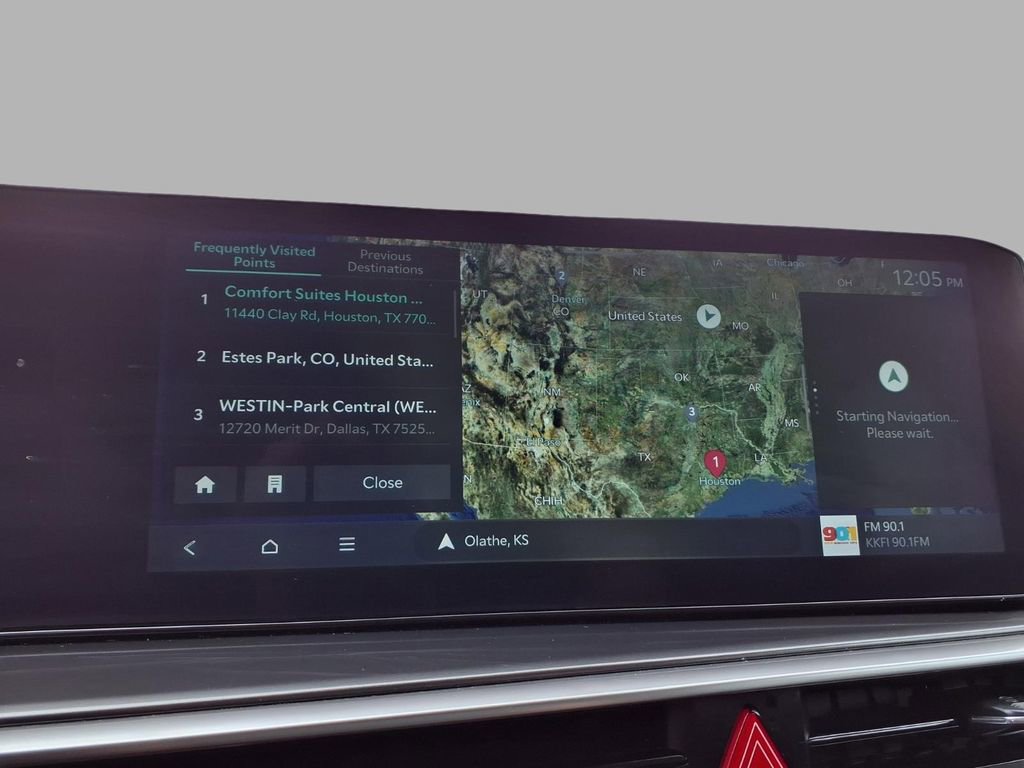 Used 2024 Kia Sorento S image 7