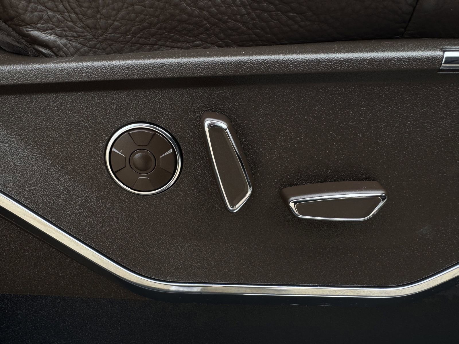 Used 2025 Ford F150 King Ranch w/ FX4 Off-Road Package AWD/4WD image 30