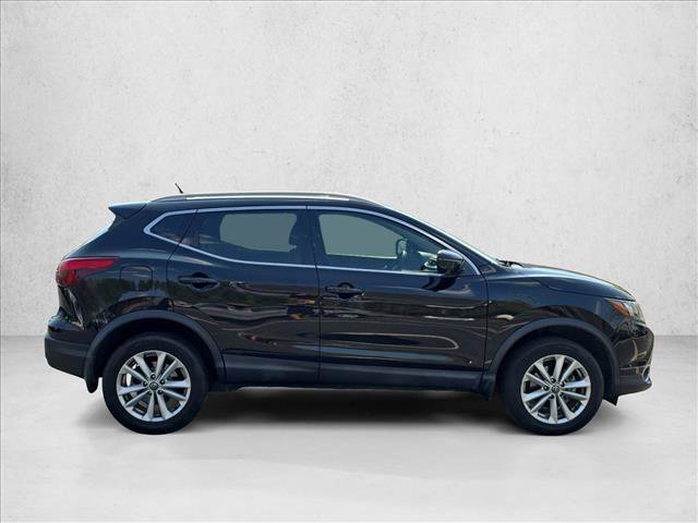 Used 2019 Nissan Rogue Sport SV w/ Technology Package image 4