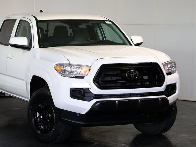 Used 2023 Toyota Tacoma SR AWD/4WD image 6