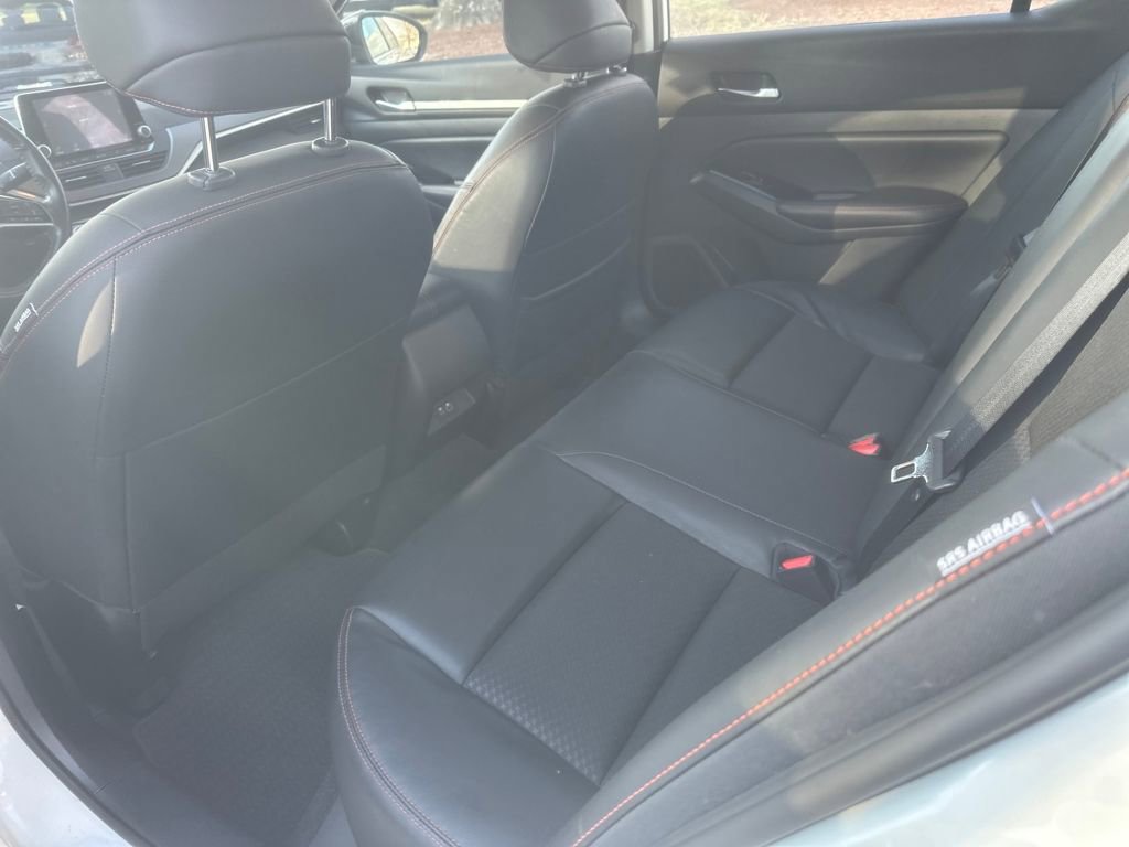 Used 2024 Nissan Altima 2.5 SR image 17
