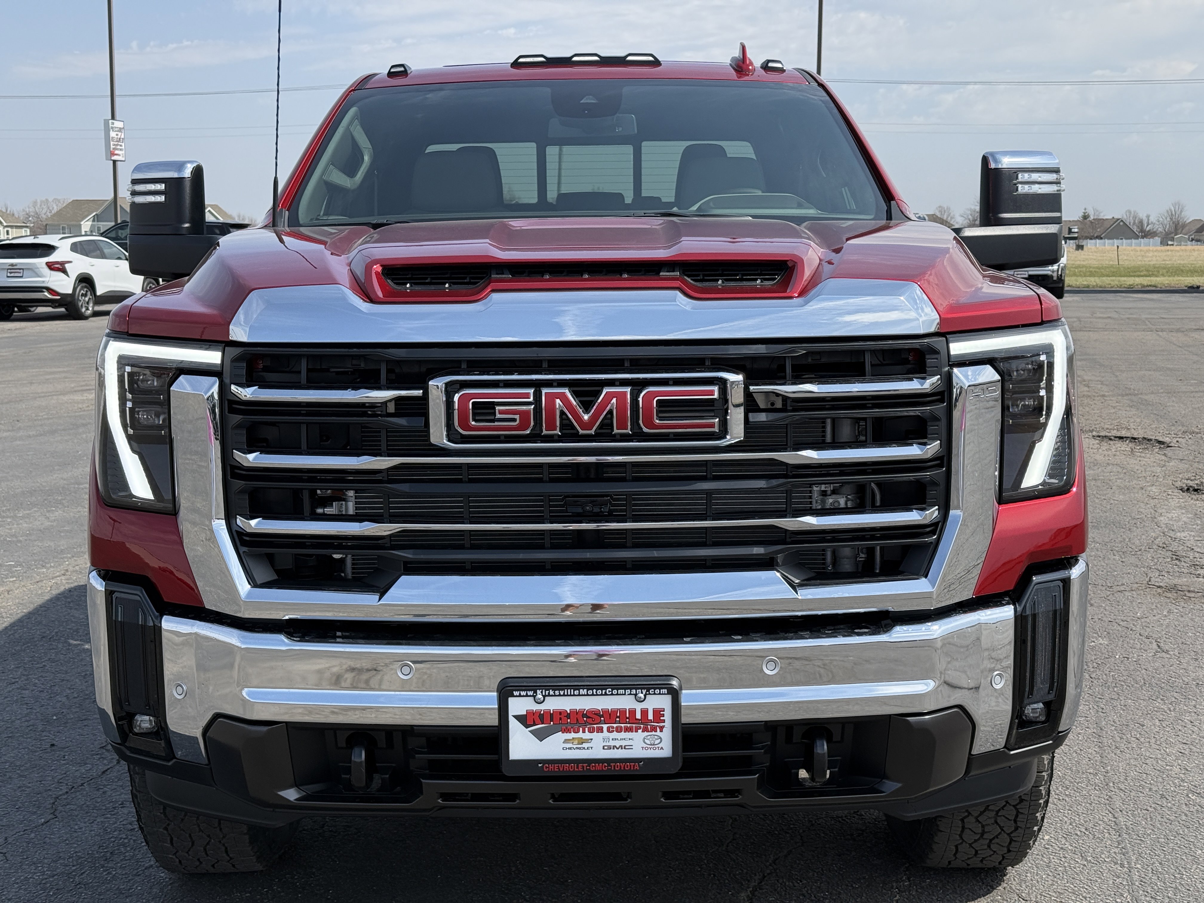 New 2026 GMC Sierra 2500 SLT image 9