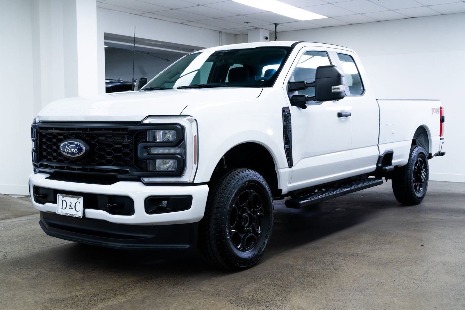 Used 2025 Ford F350 XL w/ STX Appearance Package image 3