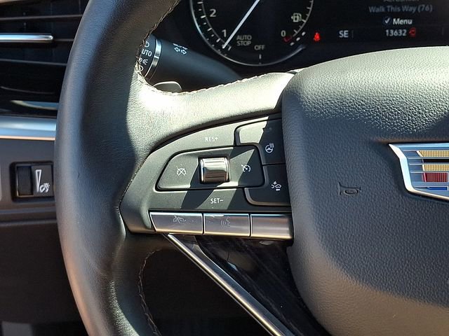 Used 2025 Cadillac XT6 Premium Luxury image 26