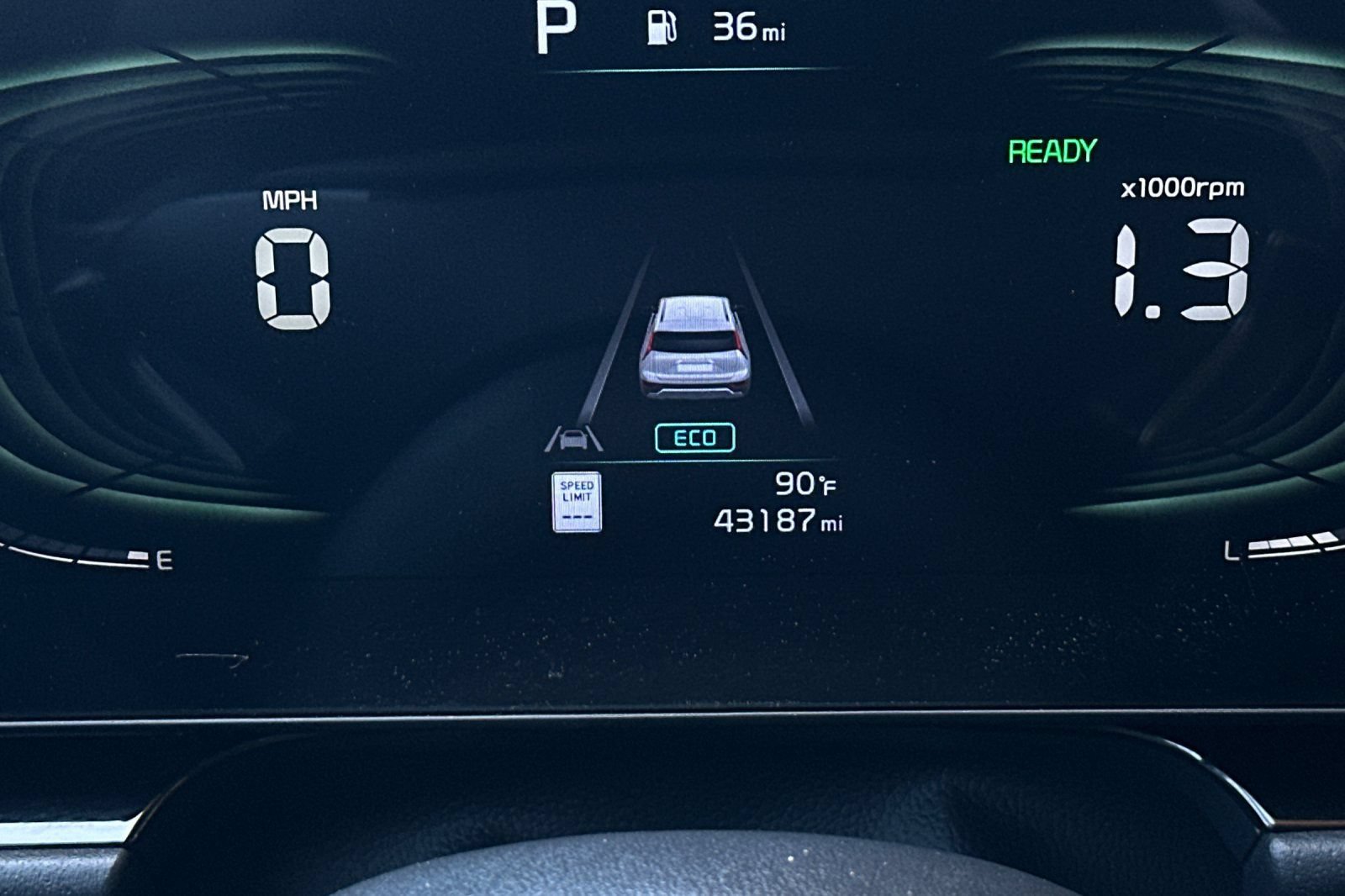 Used 2023 Kia Niro EX Touring FWD image 25