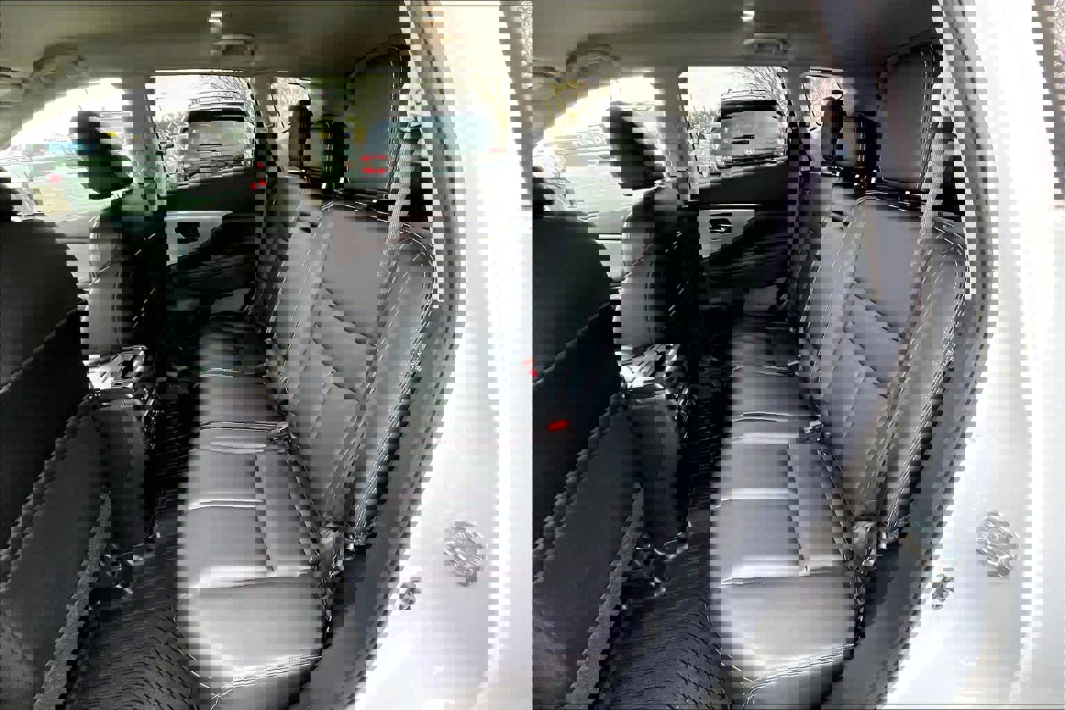 Used 2023 Nissan Murano SV image 19