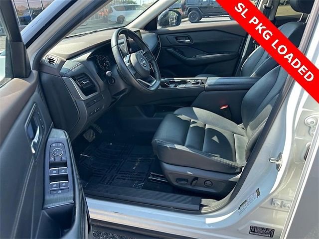 Used 2023 Nissan Rogue SL image 12