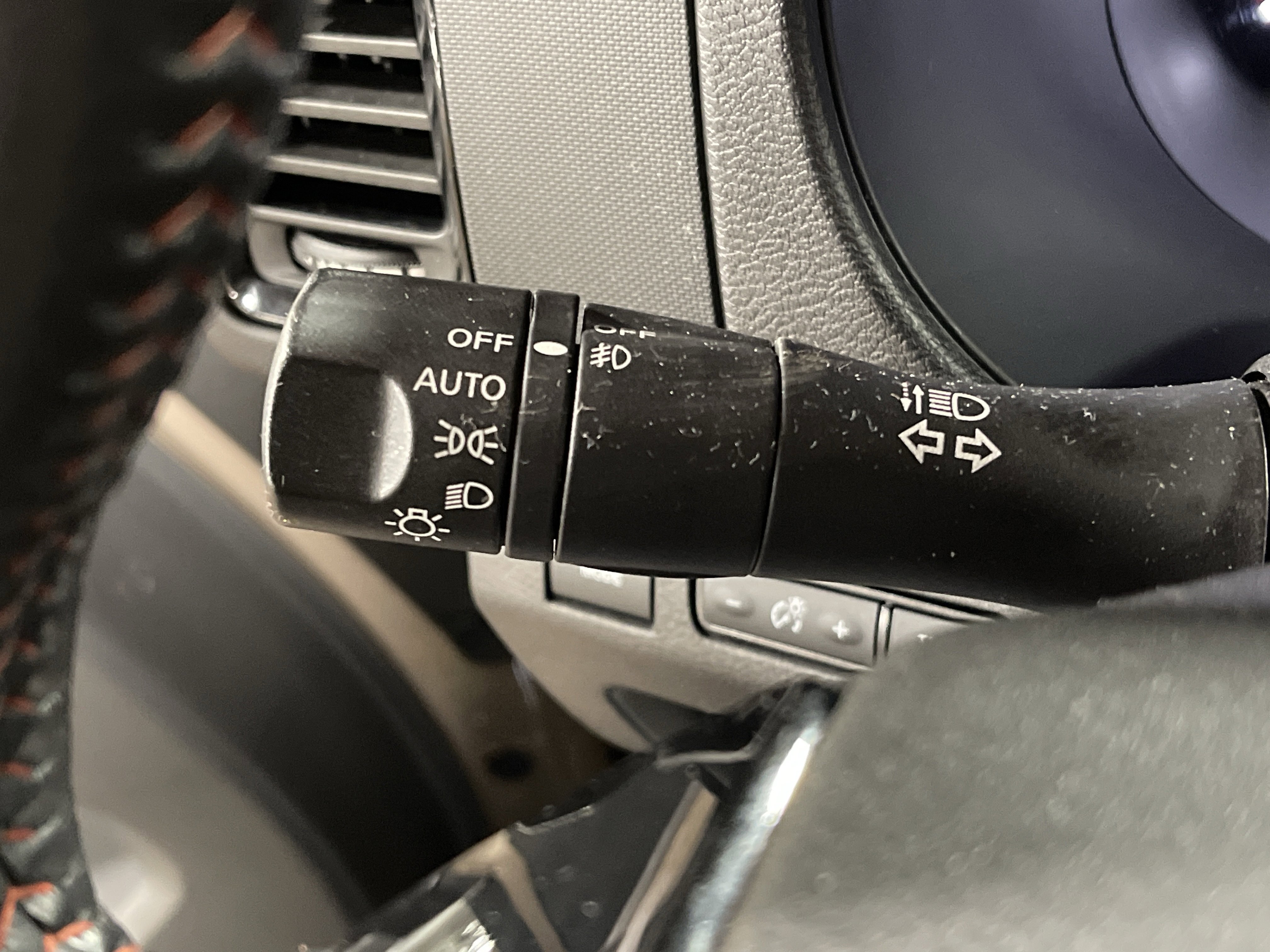 Used 2023 Nissan Frontier PRO-4X w/ Pro Convenience Package image 21