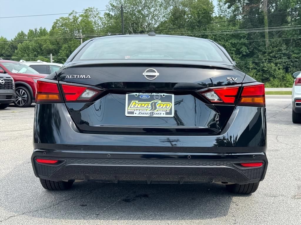 Certified 2024 Nissan Altima 2.5 SV FWD image 4