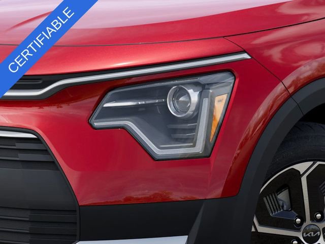Certified 2025 Kia Niro LX image 10